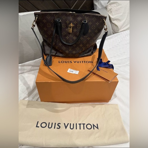Louis Vuitton Brown Monogram Tote Bag - Picture 1 of 16